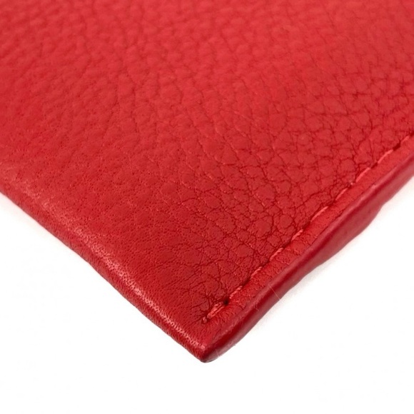 Louis Vuitton Veau Cachemire in Vibrant Red Calfskin - Picture 12 of 13
